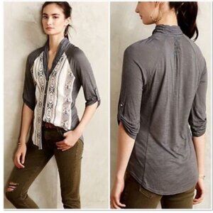Anthropologie TINY Lucinda Gray Embroidered Top Quarter Sleeve Button Blouse S